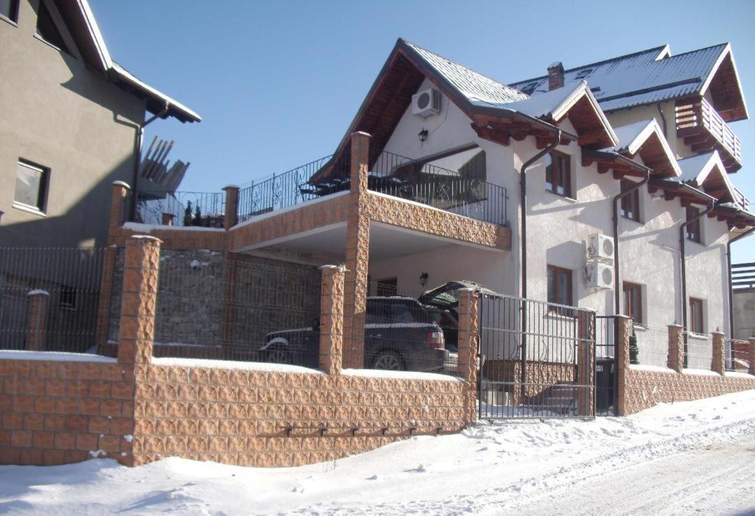 Casa De Vacanta Elena Sinaia Buitenkant foto